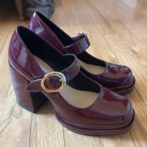 Steve Madden Maroon Mary Jane Platforms size 6.5